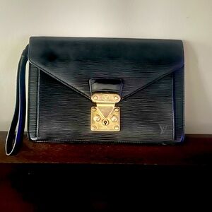 Vintage Louis Vuitton EPI Leather Clutch